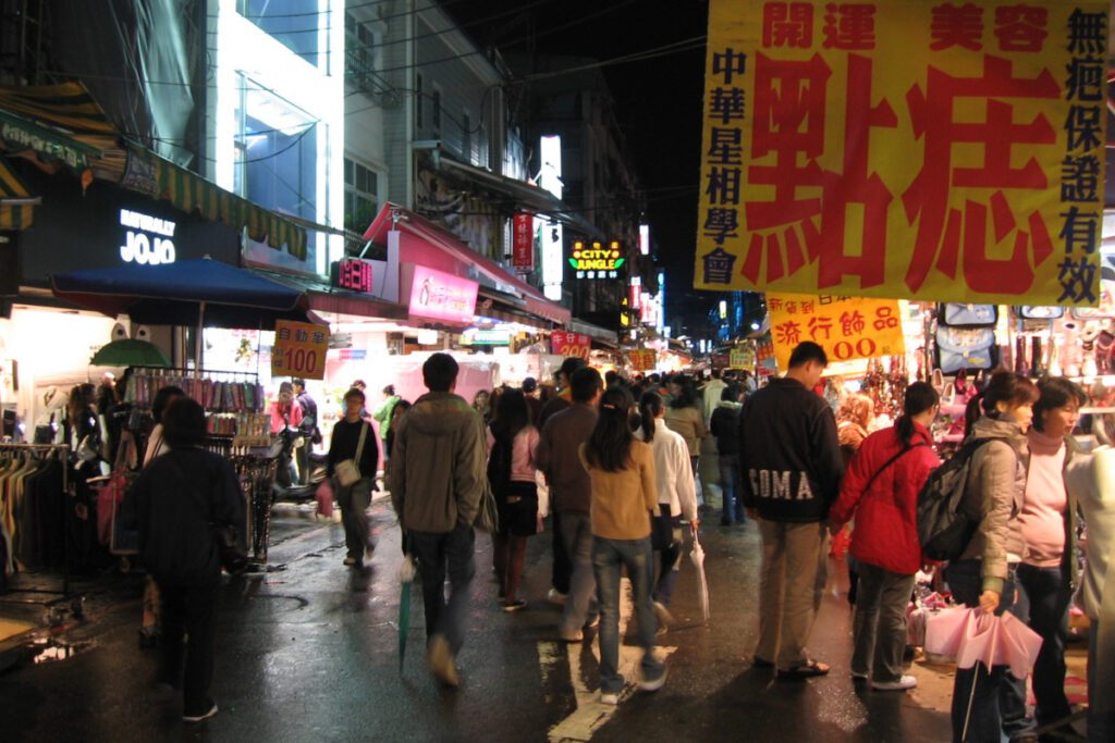 Busy and crowded scene at Shilin Night Market