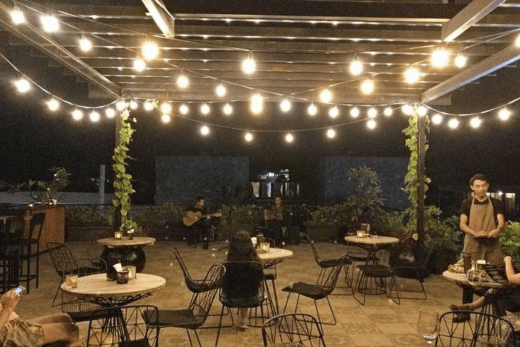 rooftop bars in seminyak