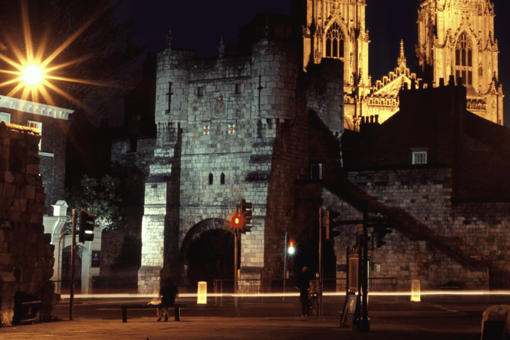 ghost tour in england